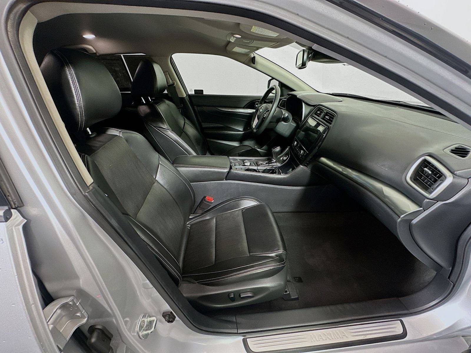 2022 Nissan Maxima SV