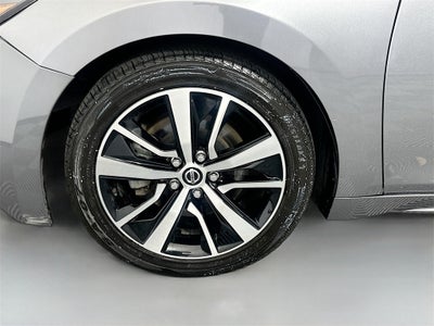 2021 Nissan Maxima SV