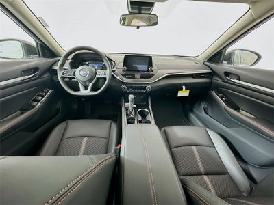 2025 Nissan Altima 2.5 SR