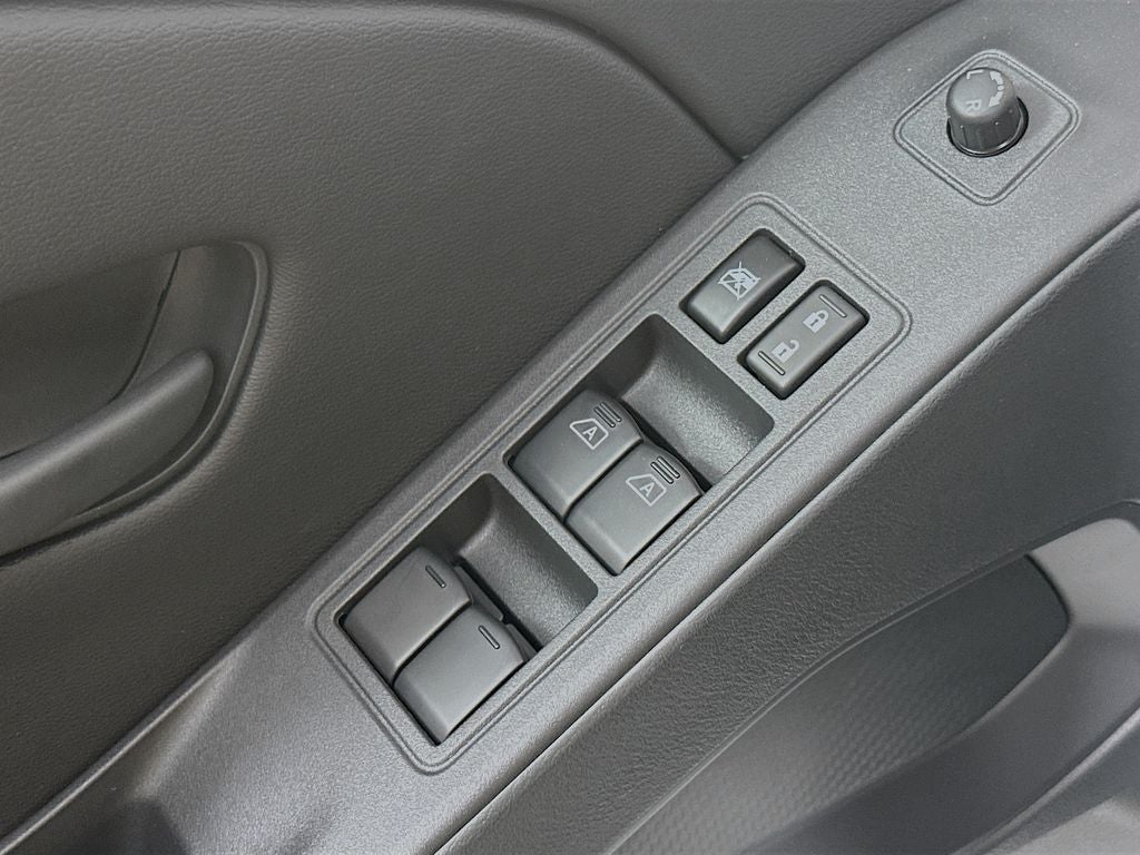 2026 Nissan Frontier SV Dark Armor