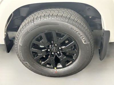 2026 Nissan Frontier SV Dark Armor