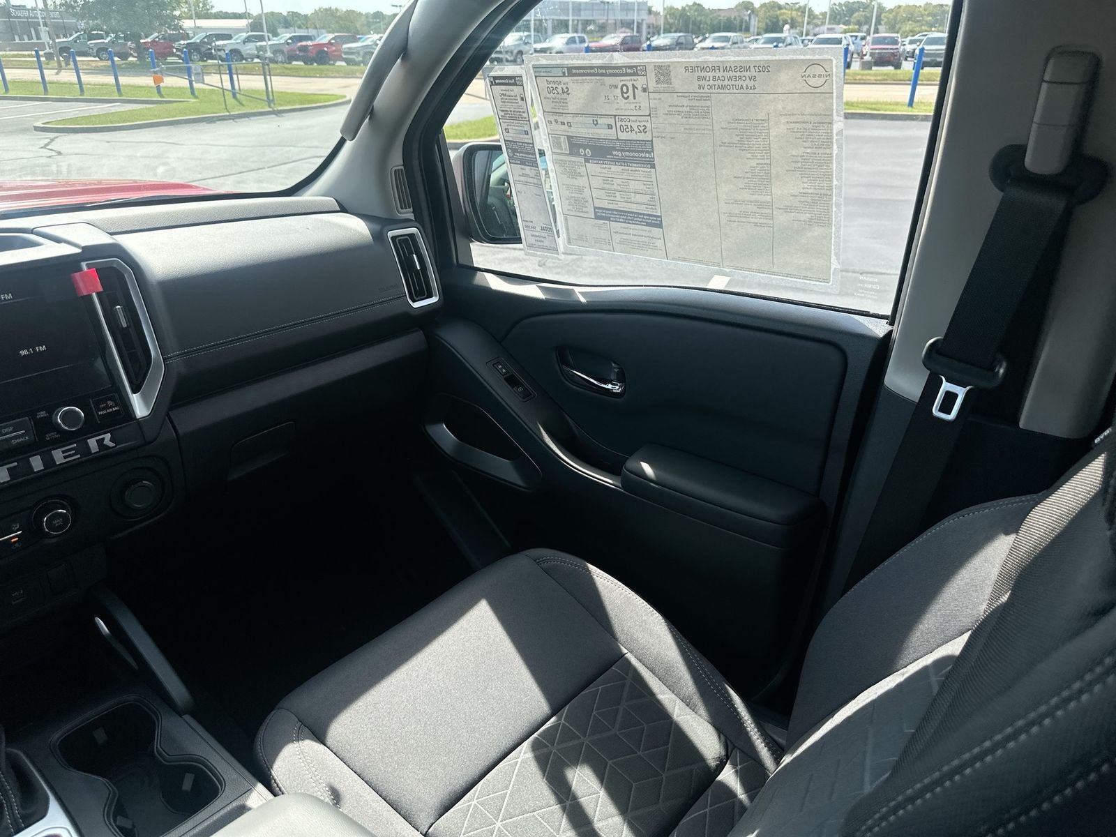 2027 Nissan Frontier SV