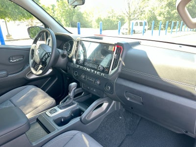 2027 Nissan Frontier SV