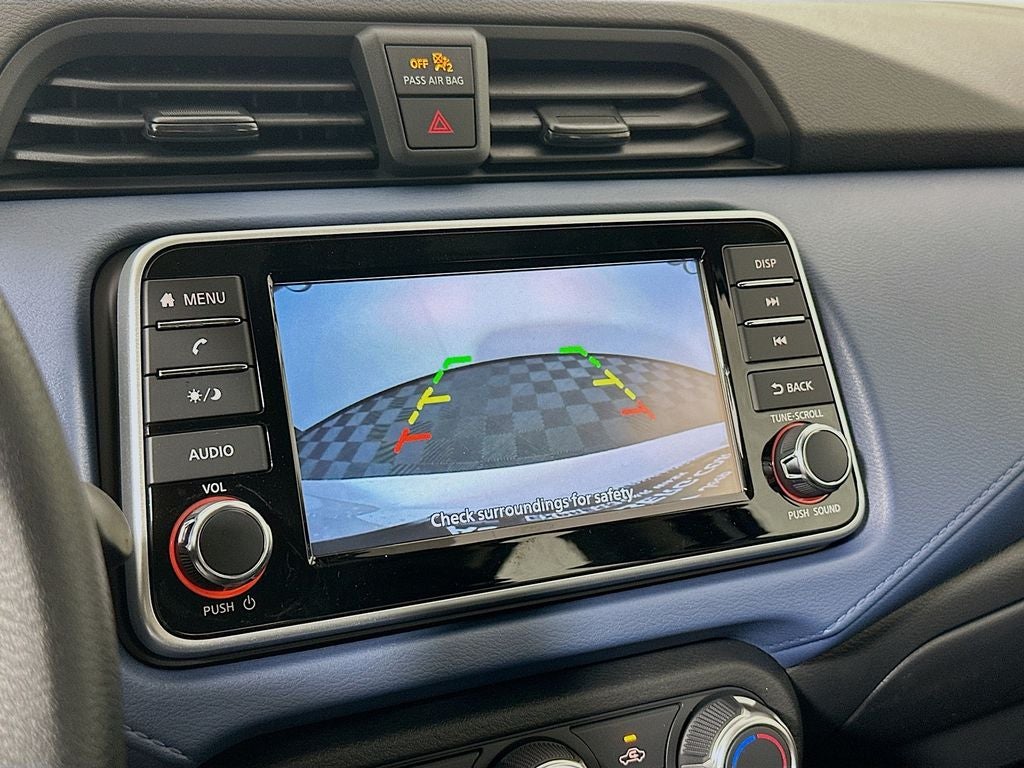 2025 Nissan Versa 1.6 SV