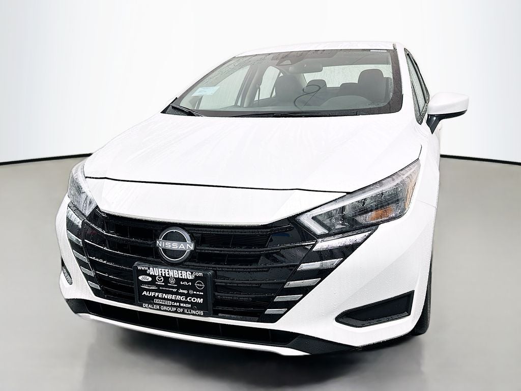2025 Nissan Versa 1.6 SV