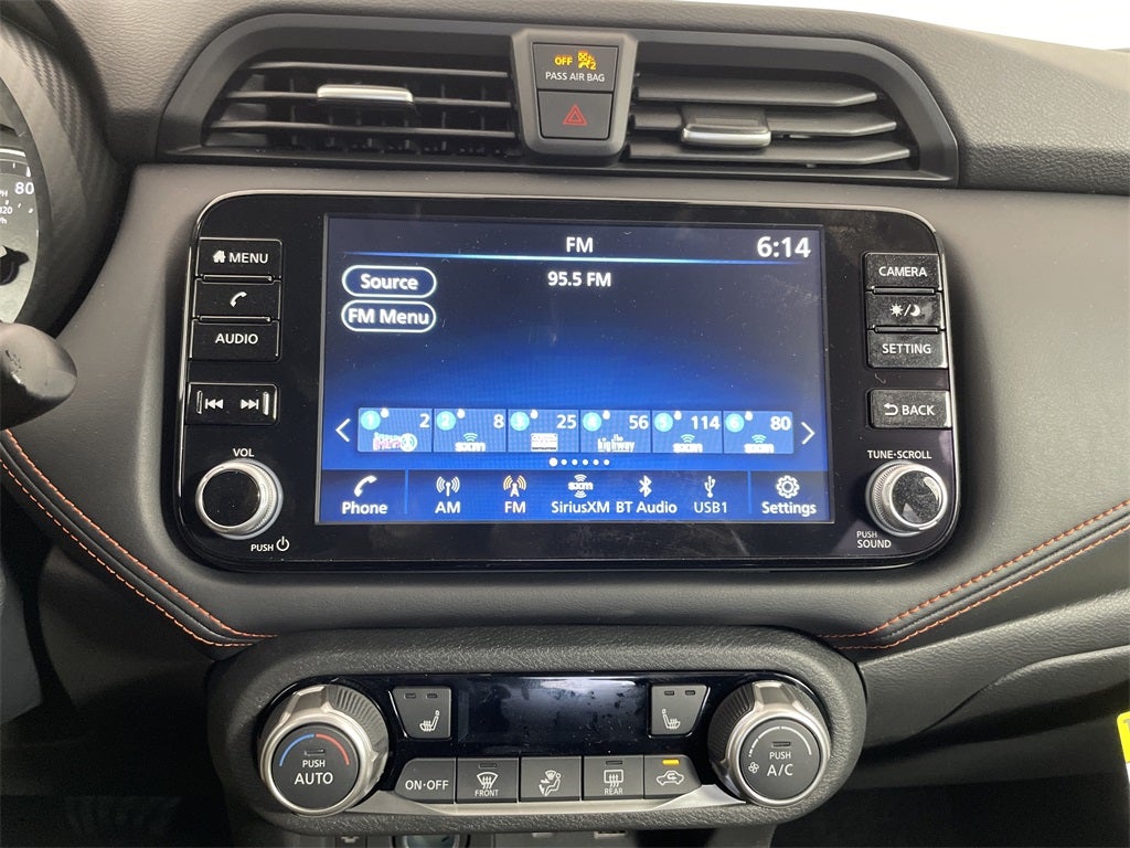 2025 Nissan Versa 1.6 SR