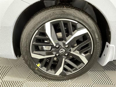 2025 Nissan Versa 1.6 SR