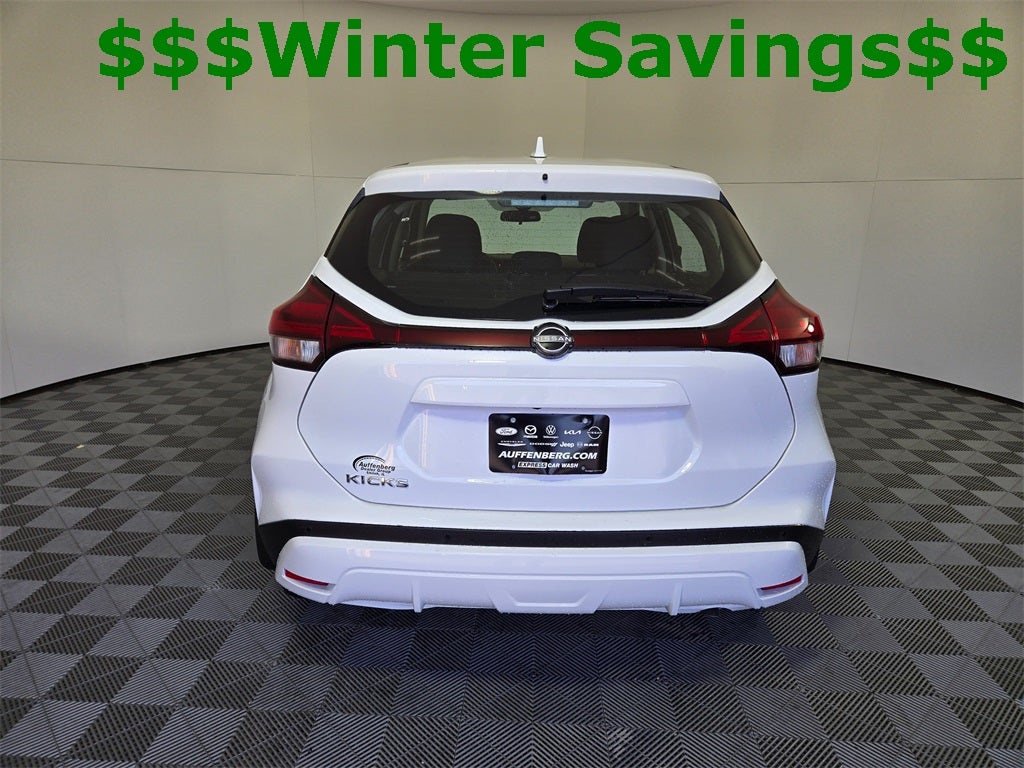 2025 Nissan Kicks Play S