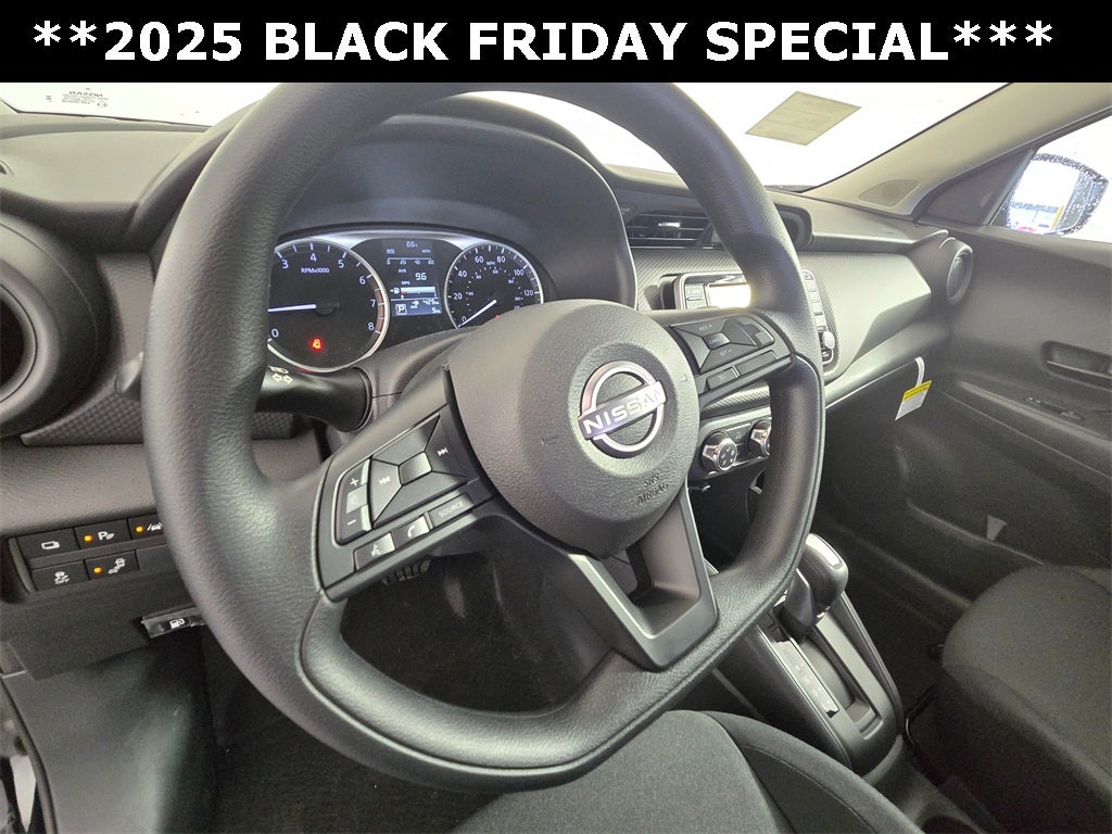 2025 Nissan Kicks Play S