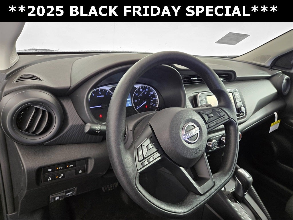 2025 Nissan Kicks Play S