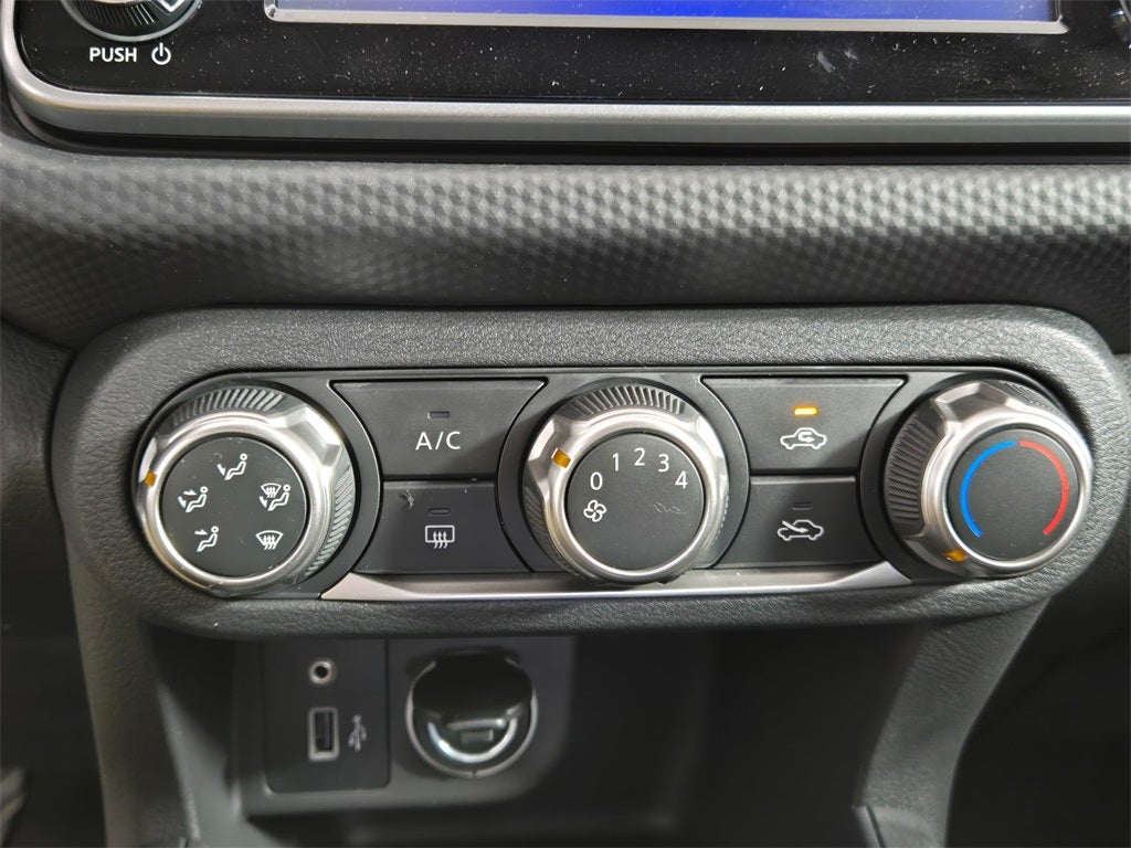 2025 Nissan Kicks Play S