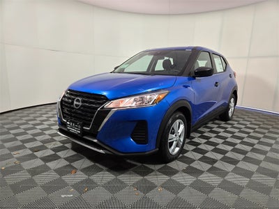 2025 Nissan Kicks Play S