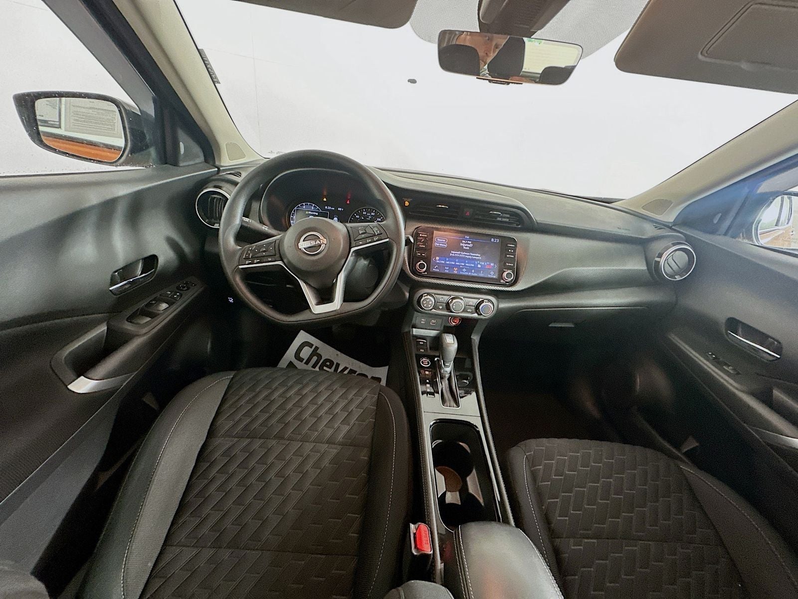 2023 Nissan Kicks SV