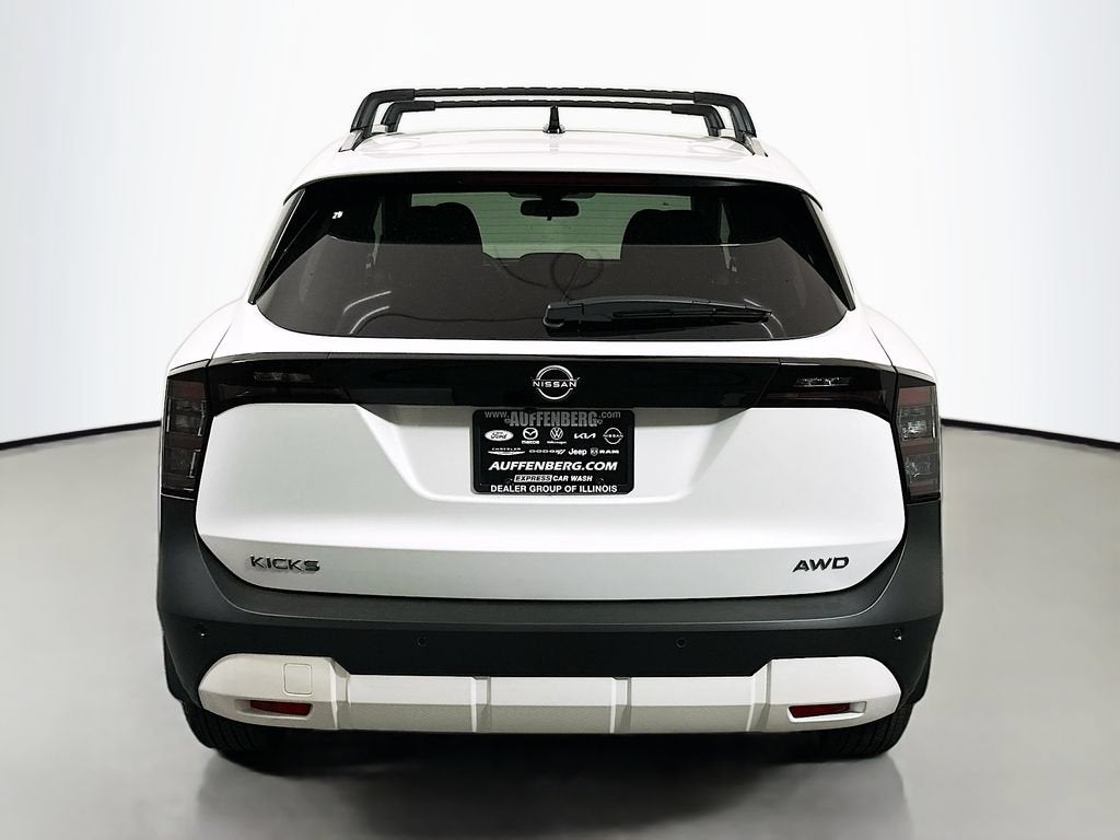 2026 Nissan Kicks SV