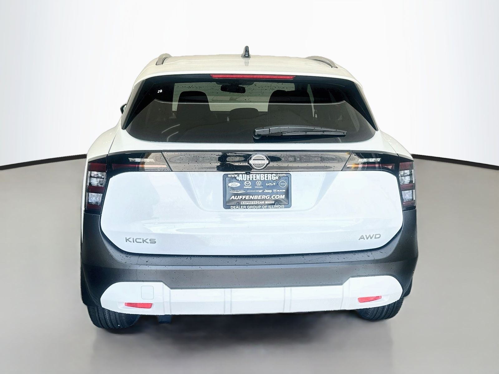 2027 Nissan Kicks SV