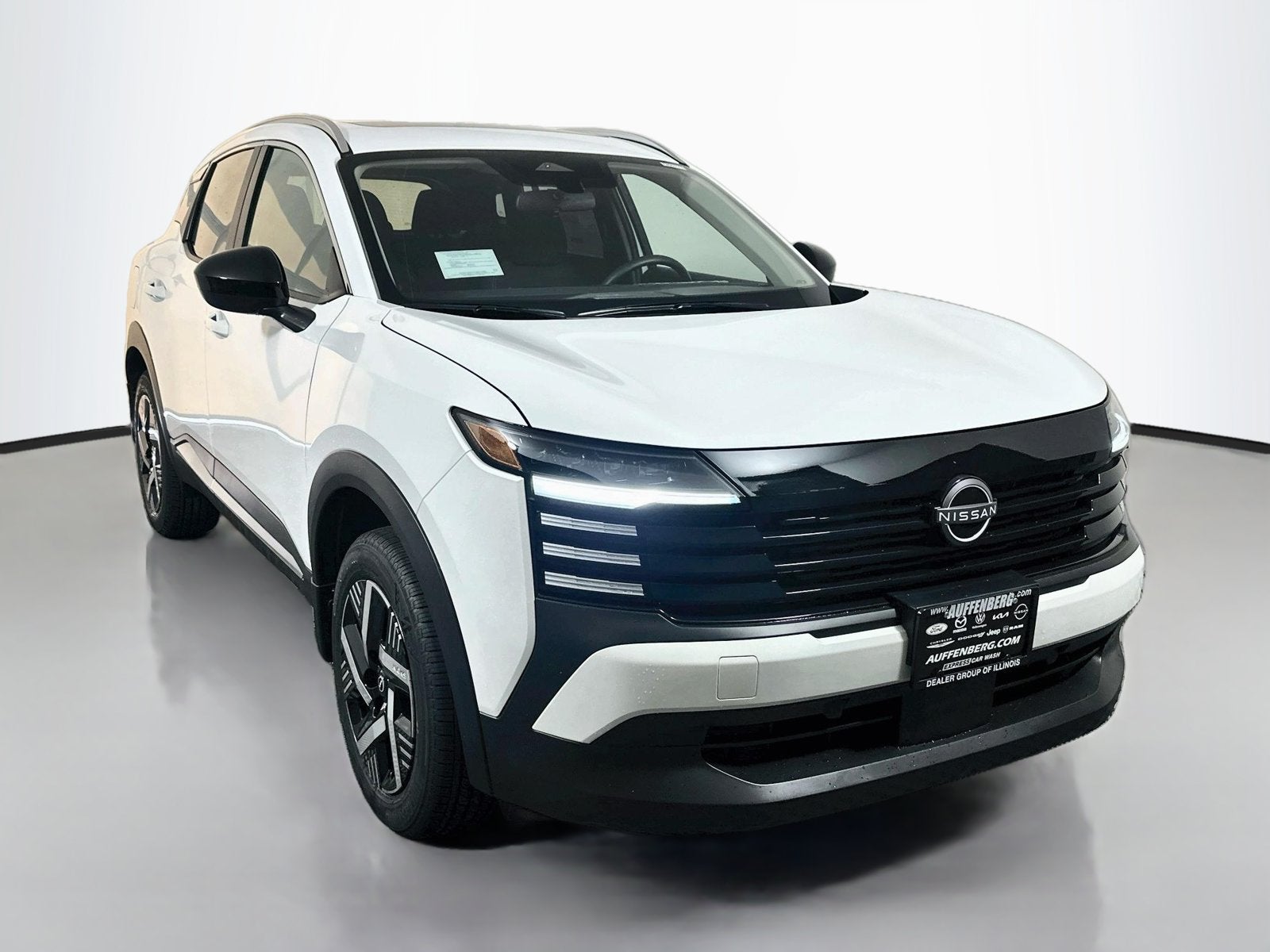 2027 Nissan Kicks SV