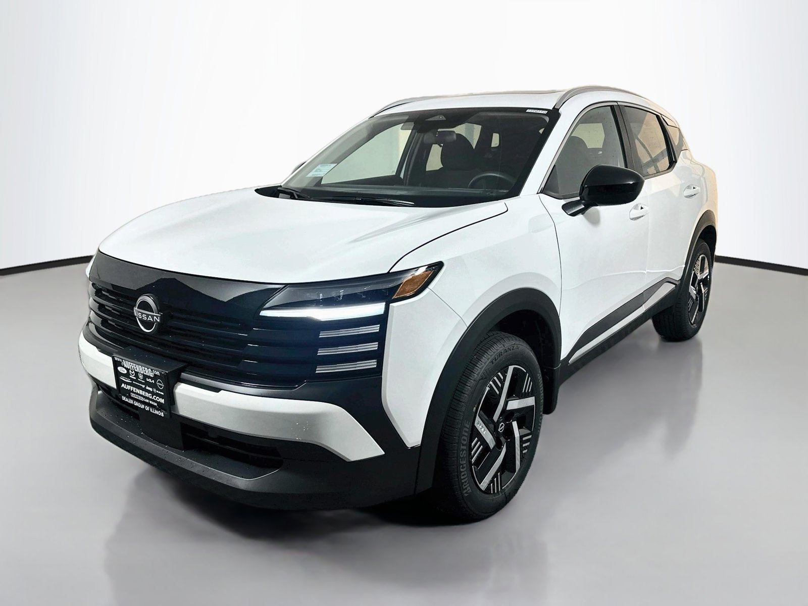 2027 Nissan Kicks SV