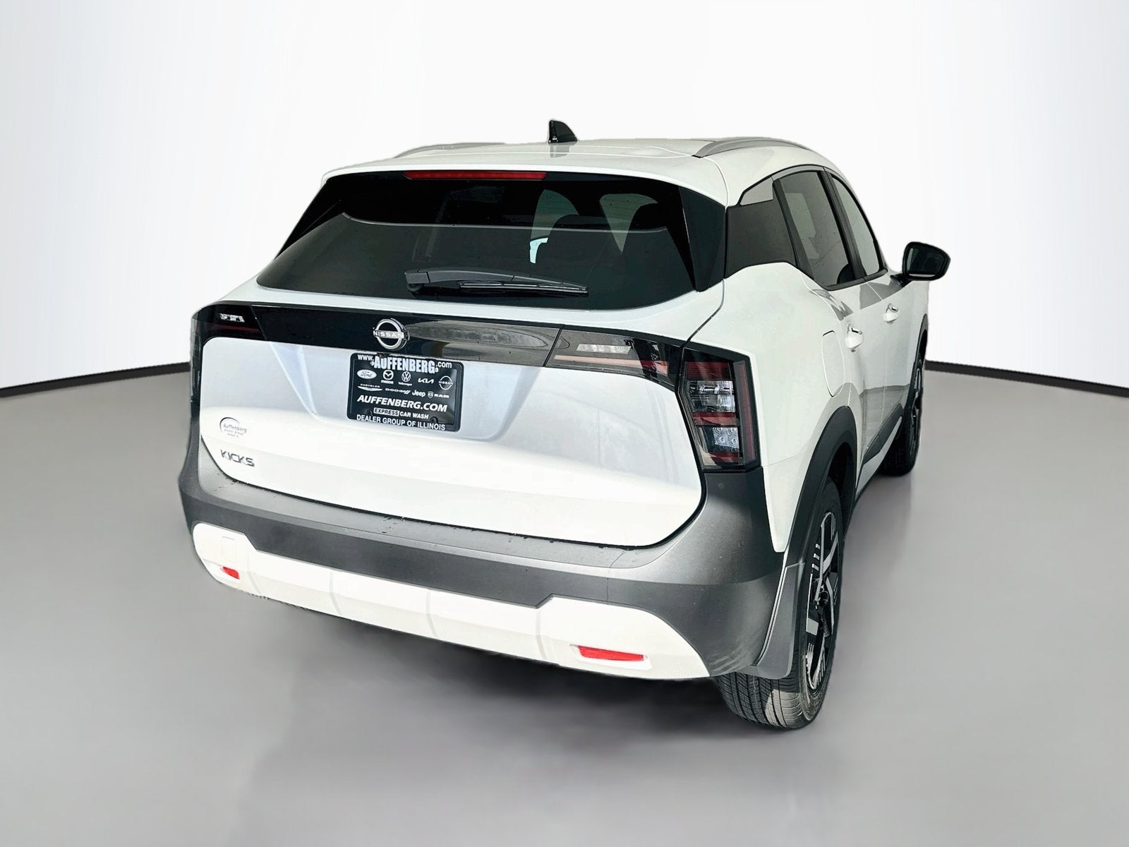2027 Nissan Kicks SV