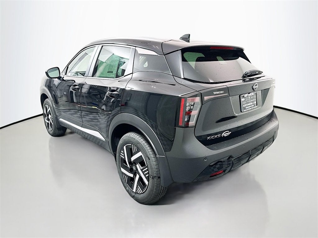 2027 Nissan Kicks SV