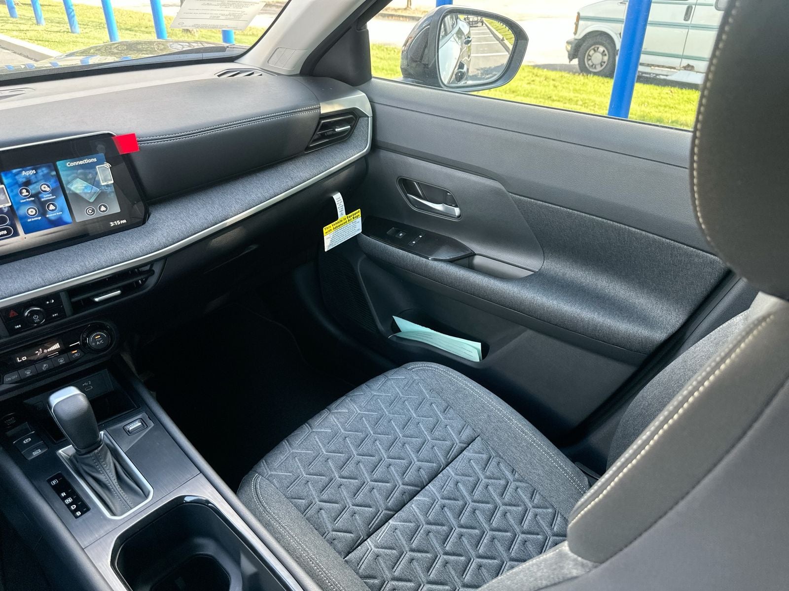2027 Nissan Kicks SV