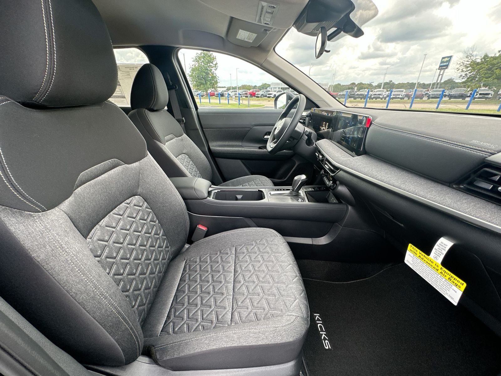2027 Nissan Kicks SV