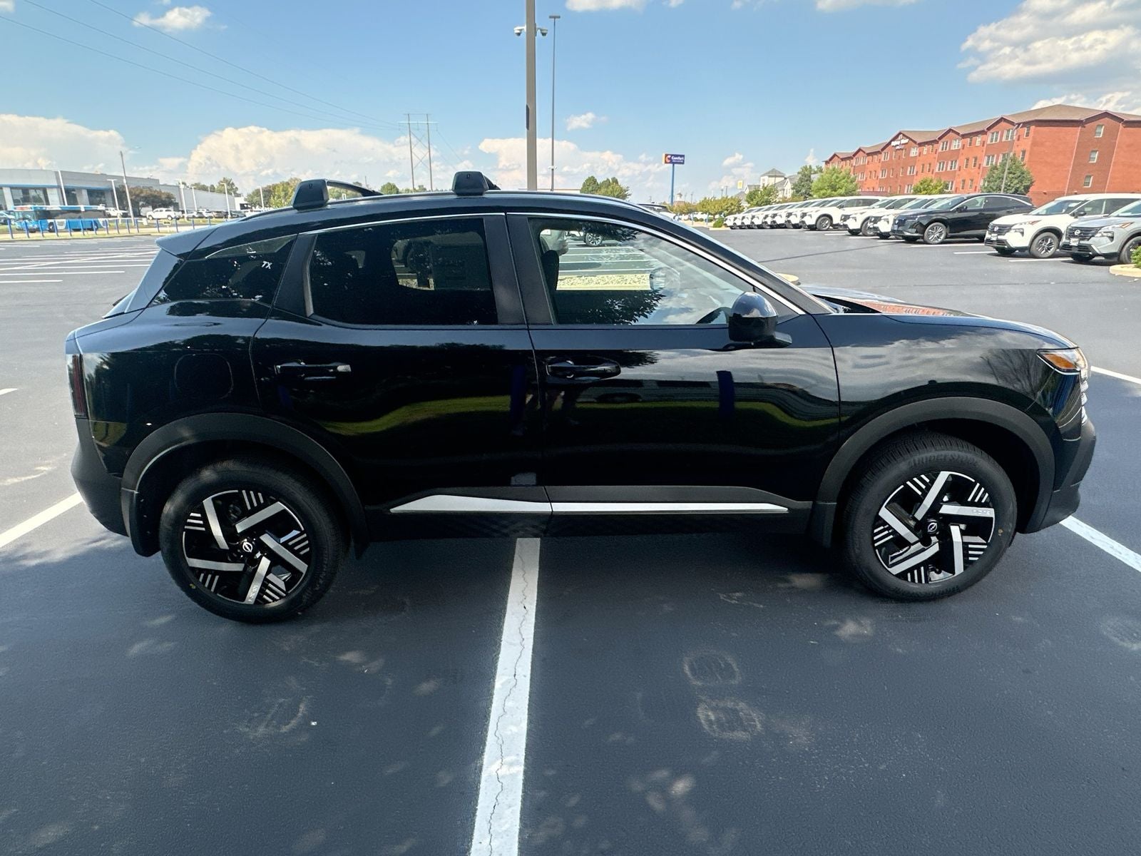 2027 Nissan Kicks SV