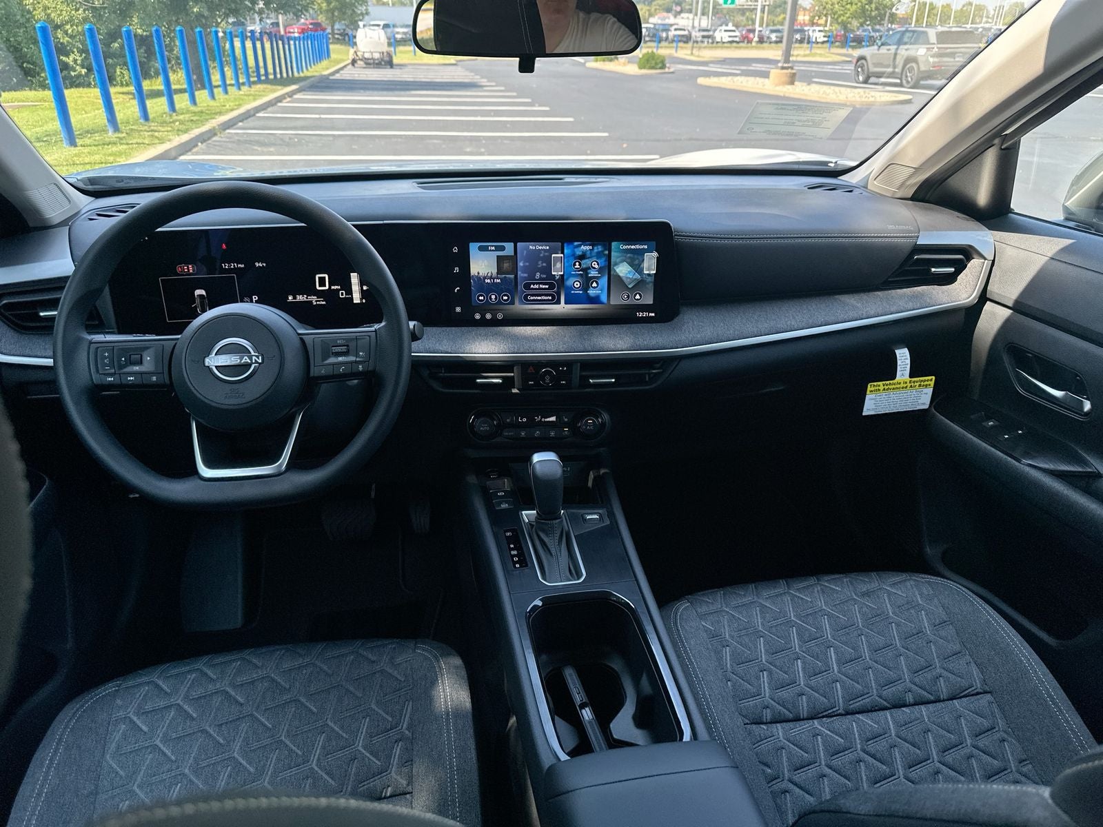 2027 Nissan Kicks SV