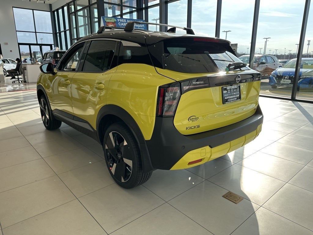 2026 Nissan Kicks SR