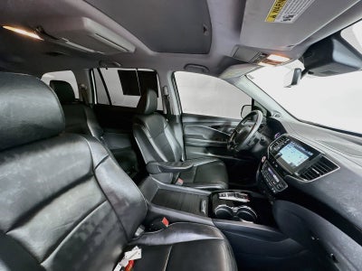 2019 Honda Pilot Touring 8 Passenger