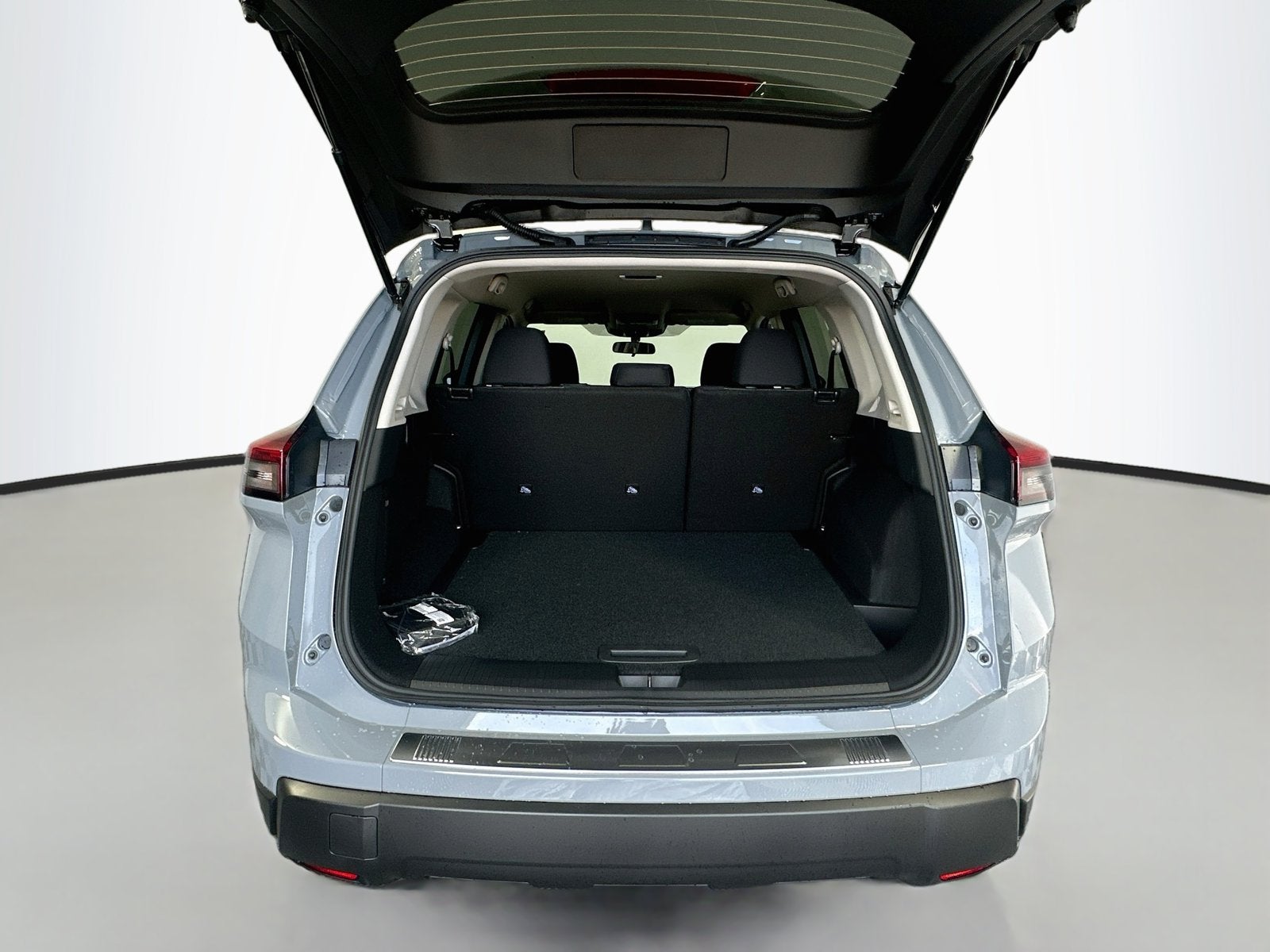 2027 Nissan Rogue SV