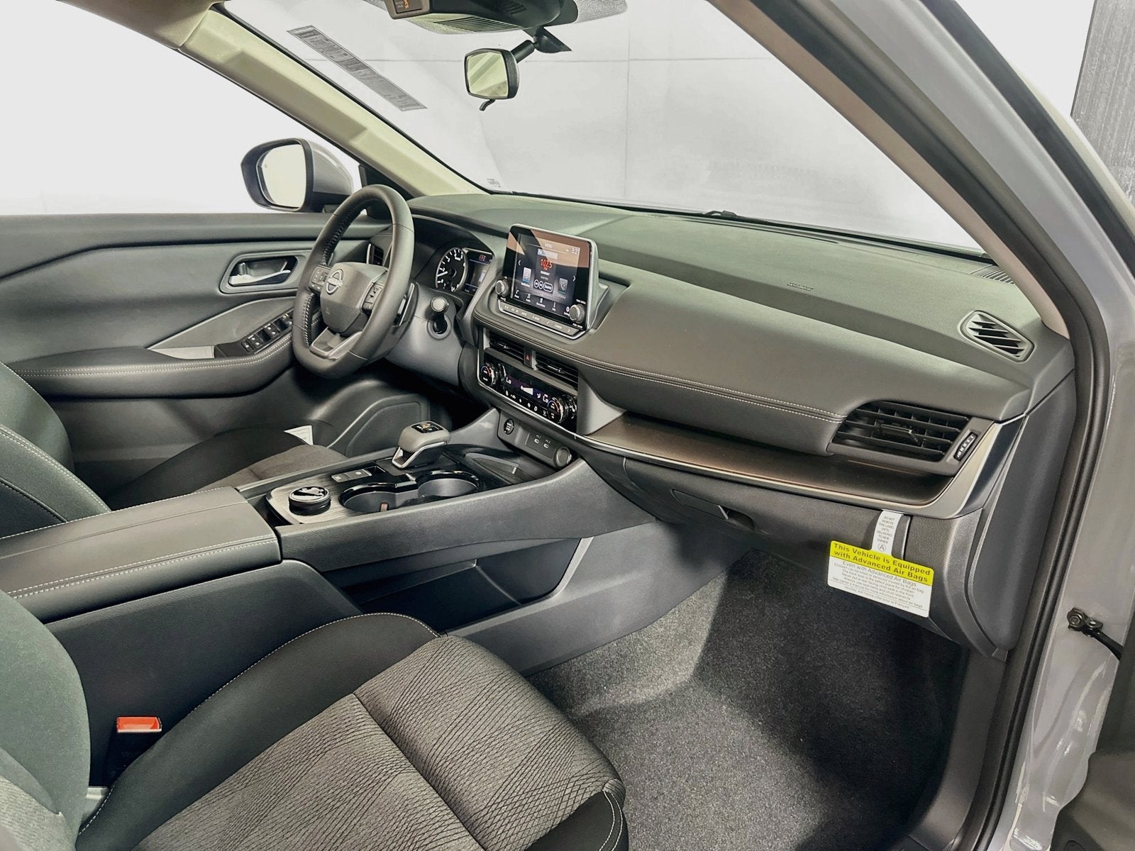 2027 Nissan Rogue SV