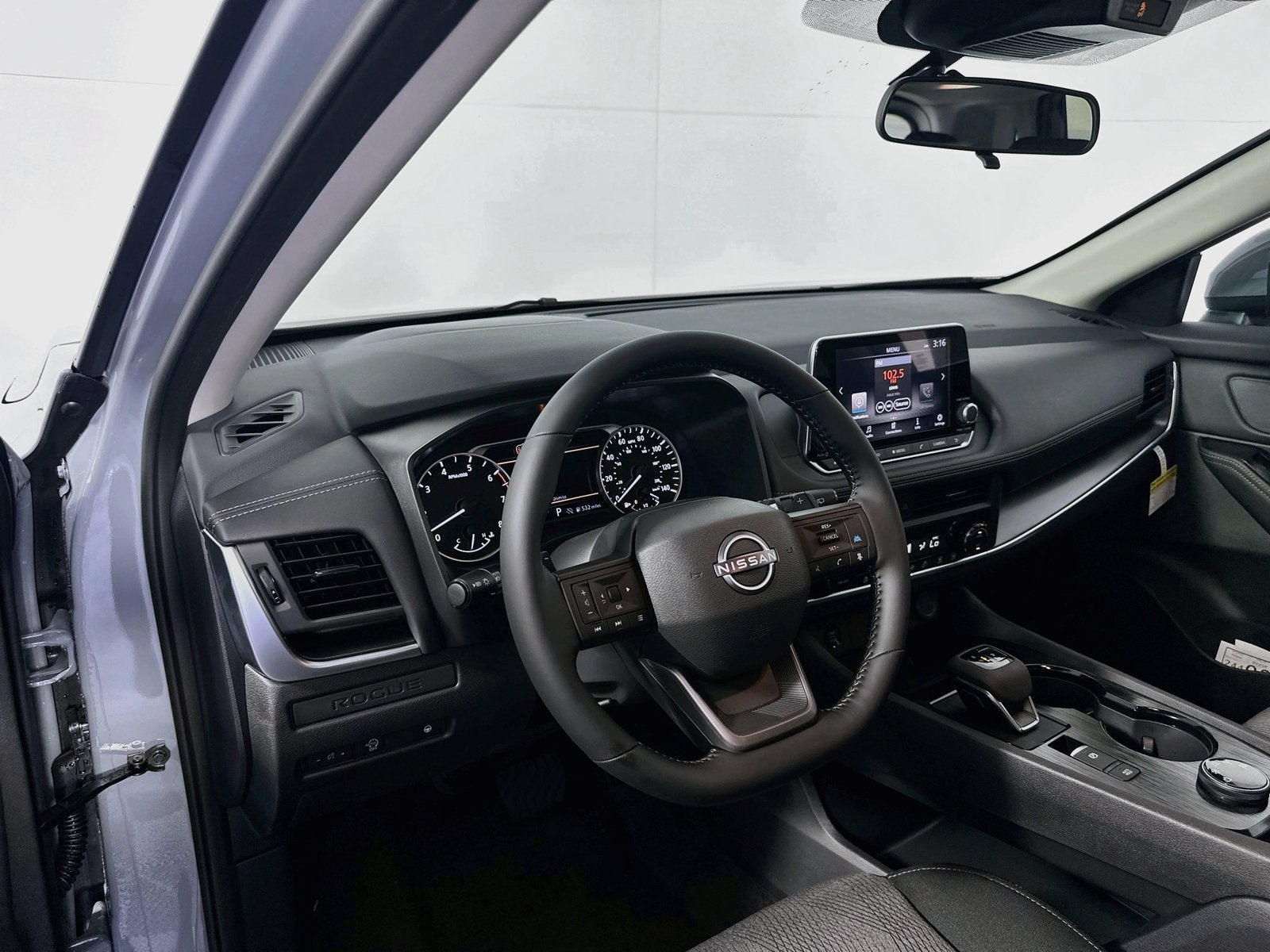 2027 Nissan Rogue SV