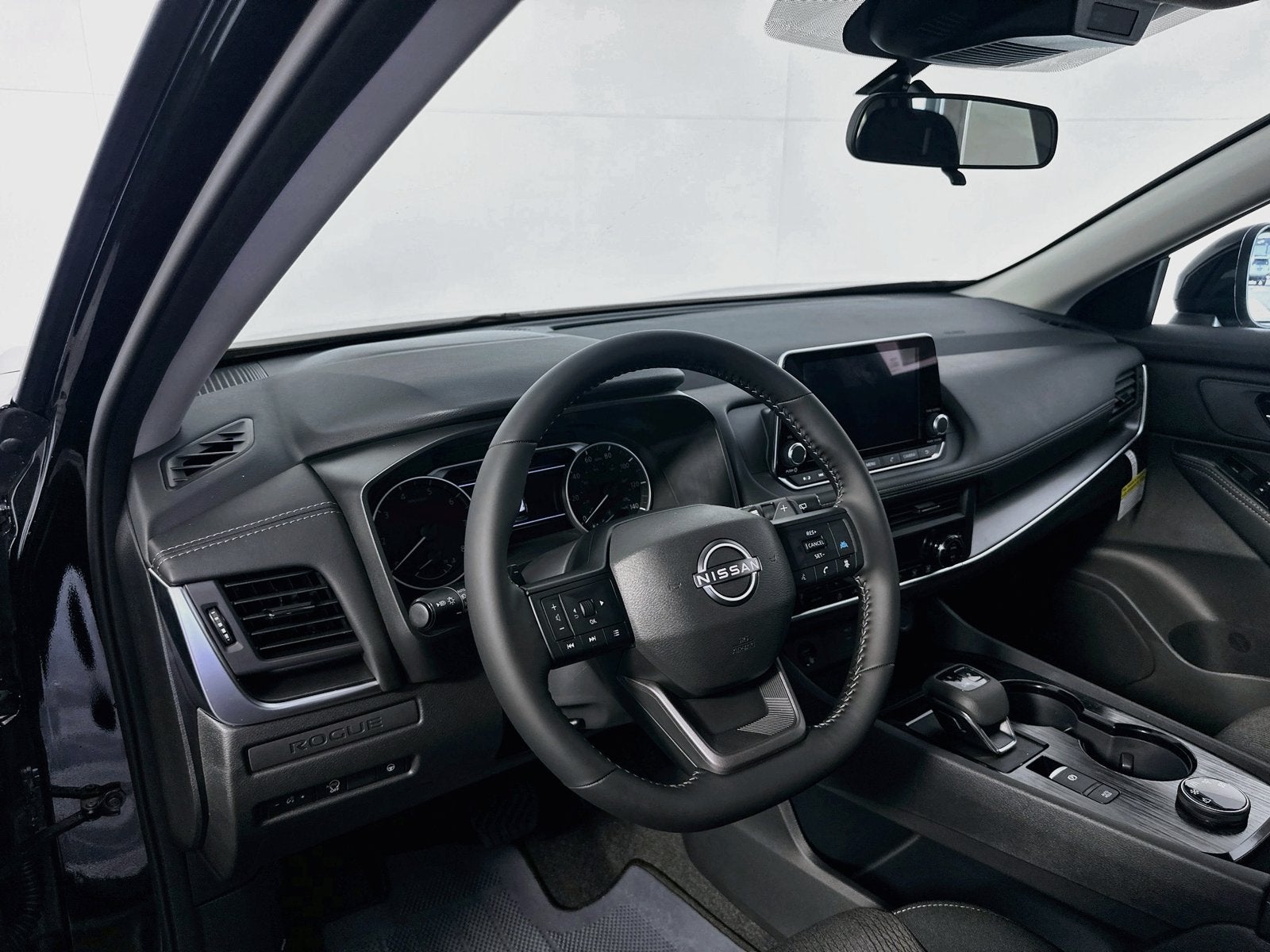 2027 Nissan Rogue SV