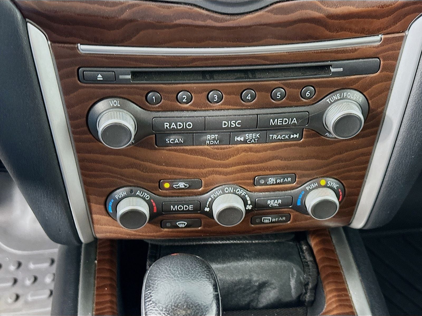 2020 Nissan Pathfinder Platinum