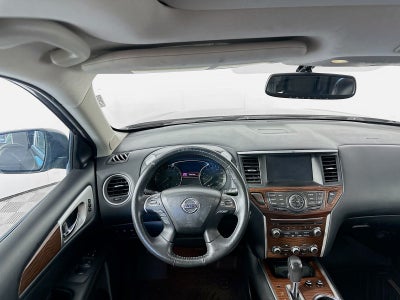 2020 Nissan Pathfinder Platinum