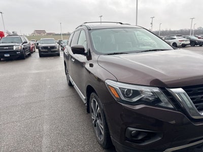 2019 Nissan Pathfinder Platinum