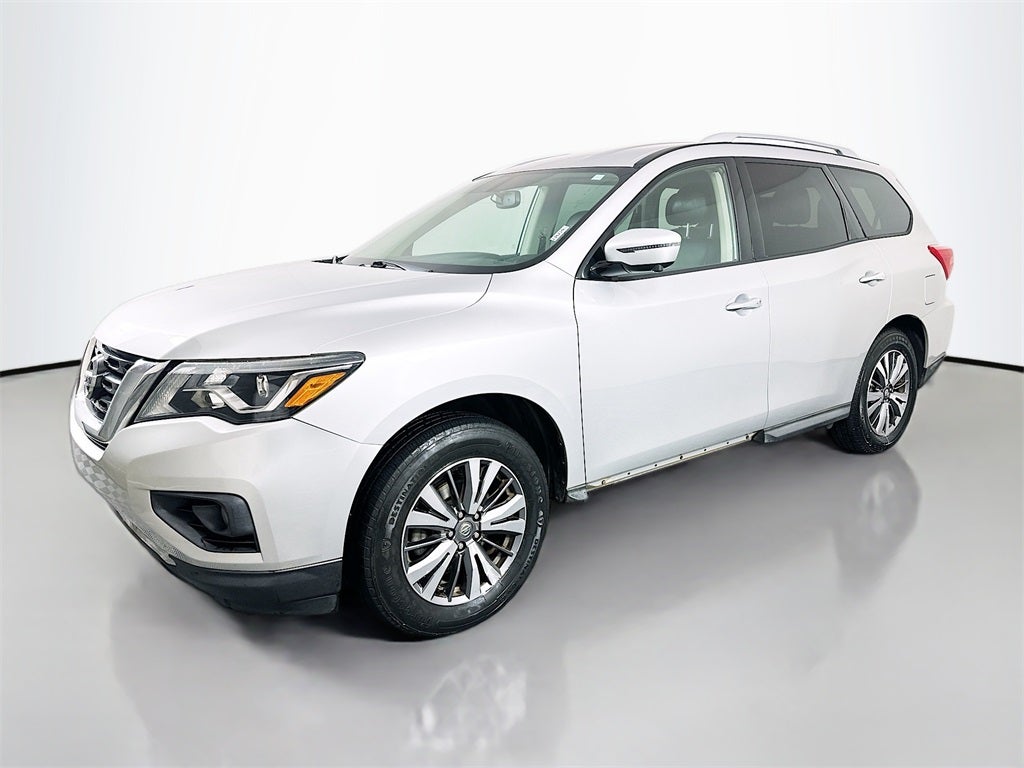 2019 Nissan Pathfinder SL