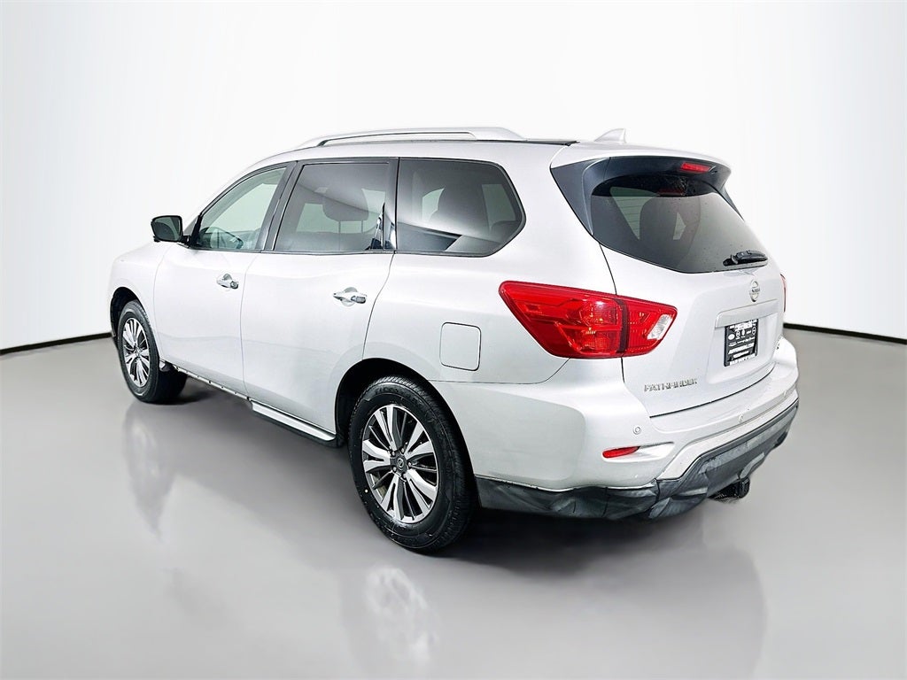 2019 Nissan Pathfinder SL