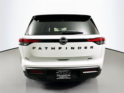 2025 Nissan Pathfinder SV