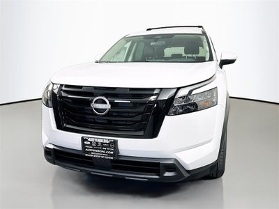 2025 Nissan Pathfinder SV