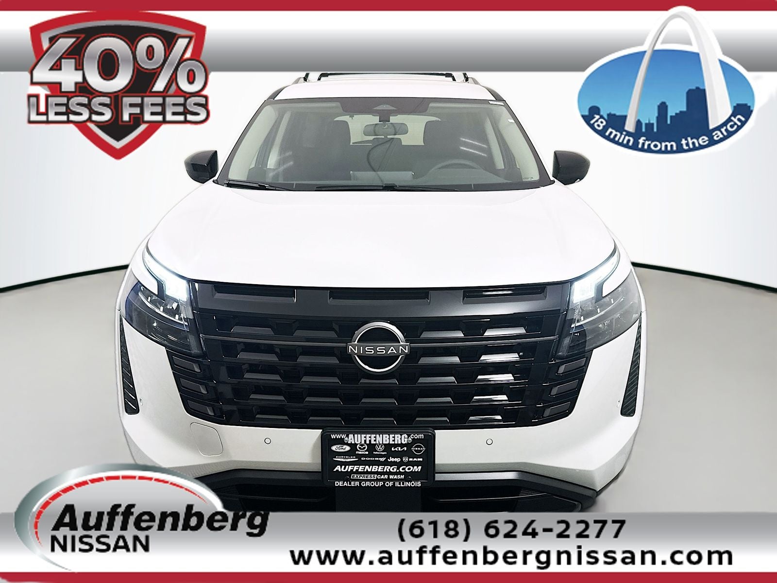 2026 Nissan Pathfinder SV