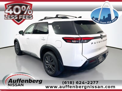 2026 Nissan Pathfinder SV