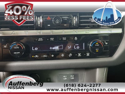 2026 Nissan Pathfinder SV