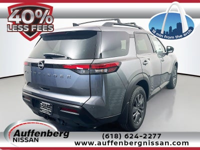 2026 Nissan Pathfinder SV