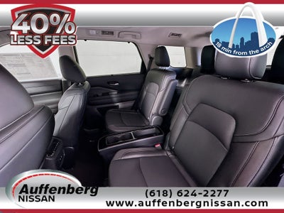 2026 Nissan Pathfinder SL