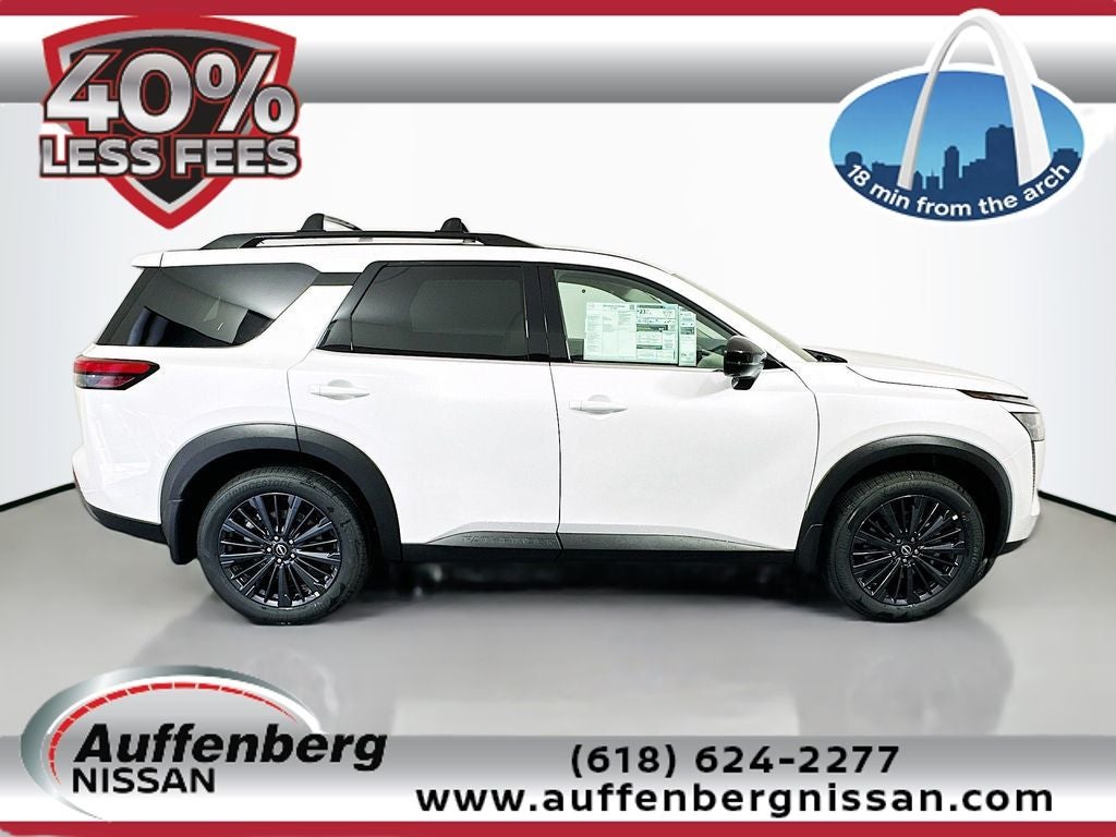 2026 Nissan Pathfinder SL