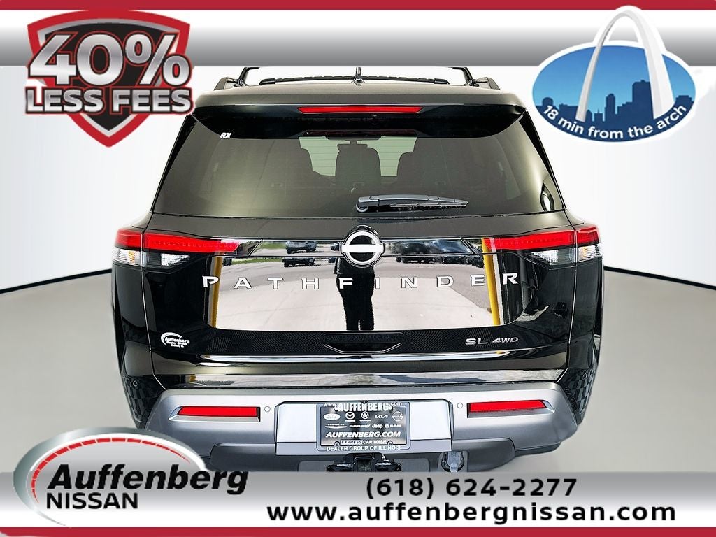 2026 Nissan Pathfinder SL
