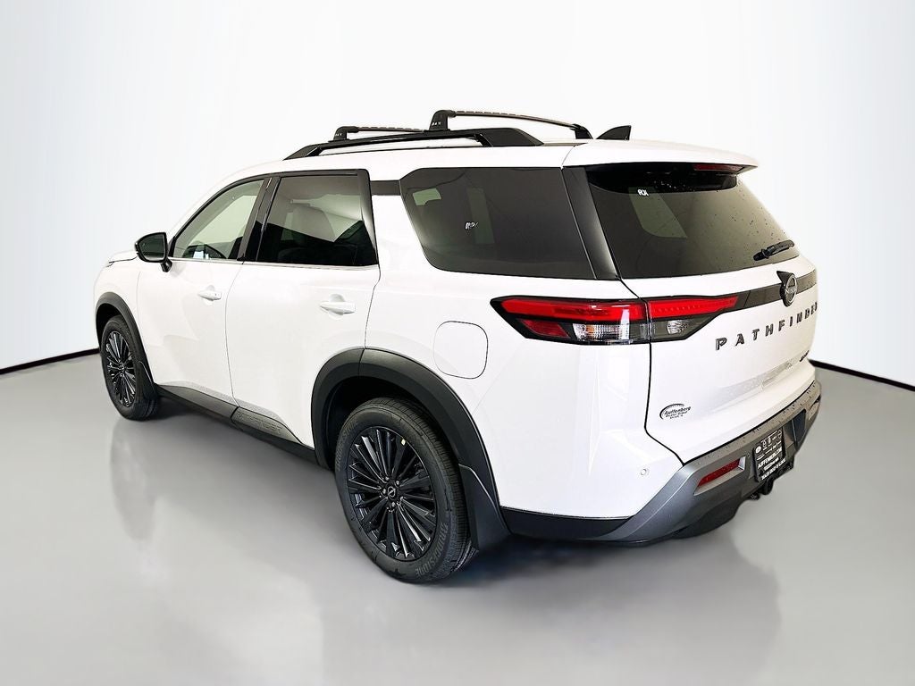 2026 Nissan Pathfinder SL