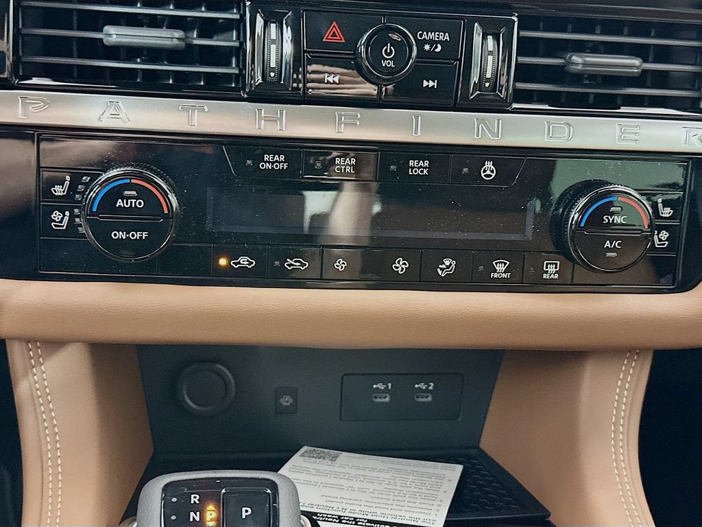 2026 Nissan Pathfinder Platinum