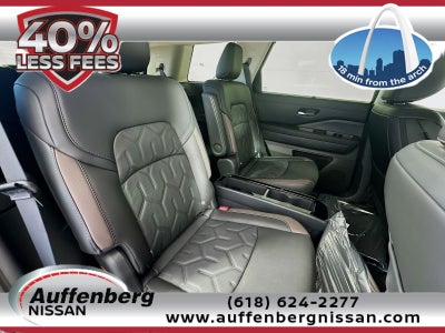 2026 Nissan Pathfinder Platinum